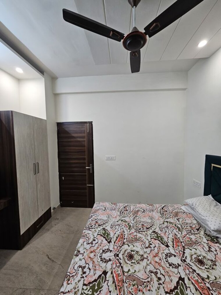 Bedroom, aura-homes 3 Bedroom 1850 Sq.Ft. Apartment In Patiala Road Zirakpur 10195184