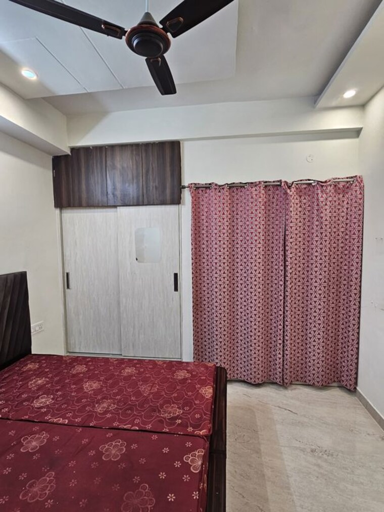 Bedroom, aura-homes 3 Bedroom 1850 Sq.Ft. Apartment In Patiala Road Zirakpur 10195184