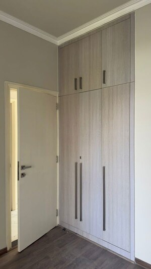 Building Lobby in 2.5 BHK Builder Floor at Central Park Cerise Suites, Sohna Sector 33 – for Rent