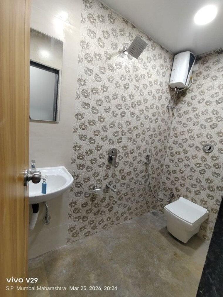 Bathroom, hatdia-ison-height 3 Bedroom 1050 Sq.Ft. Apartment In Lower Parel Mumbai 10195244
