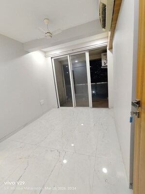 Room in 3 BHK Apartment at Hatdia Ison Height, Lower Parel – for Rent