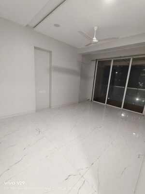 Room in 3 BHK Apartment at Hatdia Ison Height, Lower Parel – for Rent