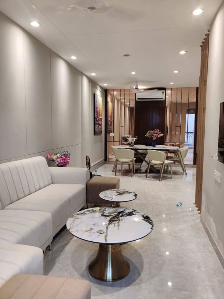 Master Bedroom, saket 3 Bedroom 1500 Sq.Ft. Apartment In Saket Delhi 10195245