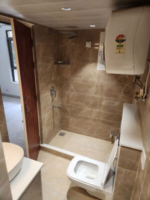 Bathroom in 2 BHK Builder Floor at Signature Global City 81, Sector 81 – for Rent