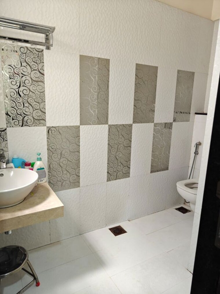 Bathroom, karve-putala 2 Bedroom 1090 Sq.Ft. Apartment In Kothrud Pune 10195256