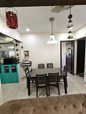 Team Area in 2 BHK Apartment at Karve Putala, Kothrud – for Rent