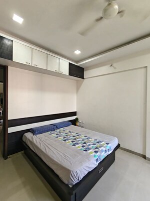 Bedroom in 2 BHK Apartment at Karve Putala, Kothrud – for Rent