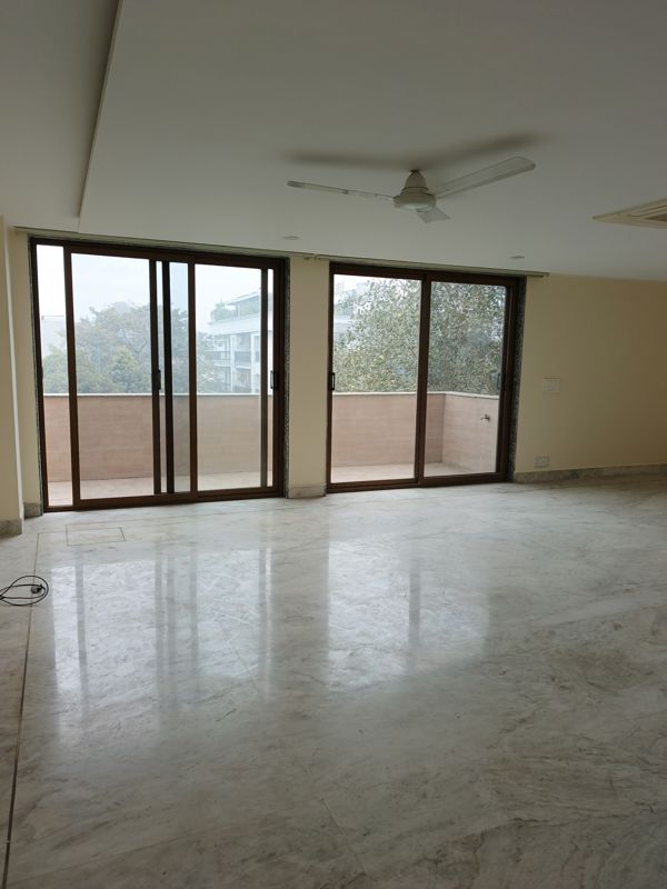 5 BHK + Servant Room,Extra Room Builder Floor For Rent in Anand Lok