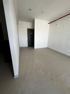 Room in 1 BHK Apartment at Kharadi – for Rent