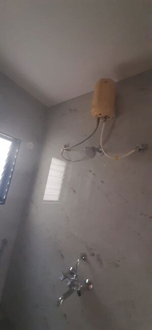 Bathroom in 1 BHK Apartment at Kharadi – for Rent