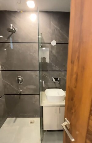 Furnished Amenities in 3 BHK Builder Floor at Sector 84 – for Sale