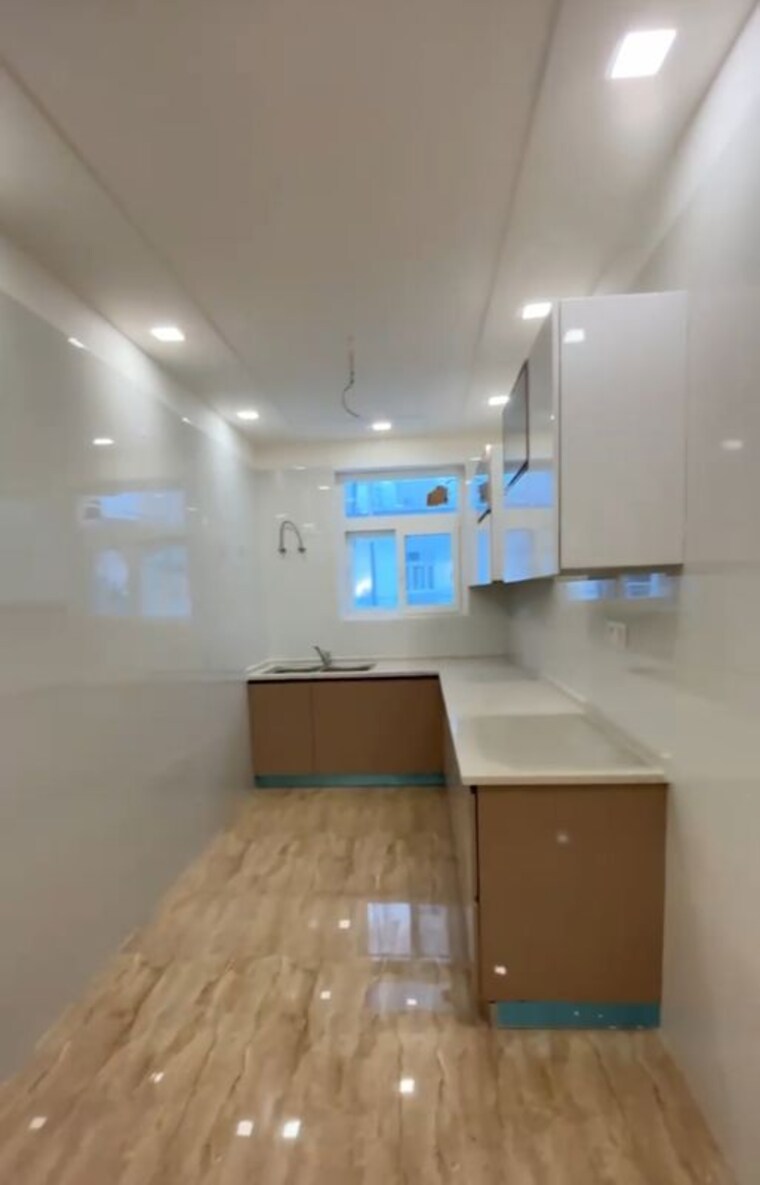 Kitchen, sector 84 3 Bedroom 146 Sq.Yd. Builder Floor In Sector 84 Faridabad 10195284