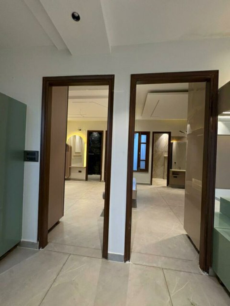 Room, sunny enclave 3 Bedroom 100 Sq.Yd. Independent House In Sunny Enclave Mohali 10195297