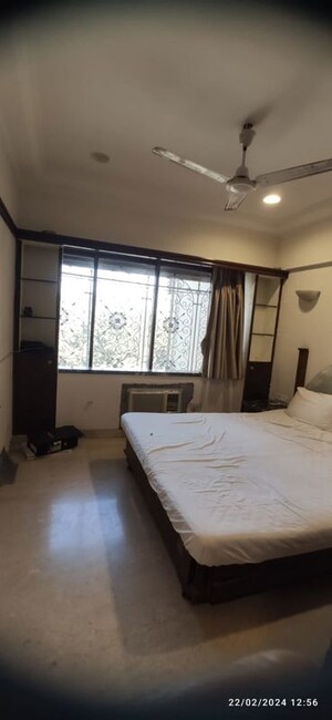 Bedroom in 2 BHK Apartment at Sunflower Apartments Cuffe Parade, Cuffe Parade – for Rent