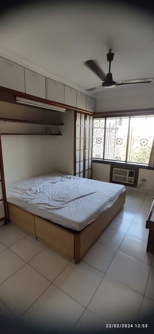 Bedroom in 2 BHK Apartment at Sunflower Apartments Cuffe Parade, Cuffe Parade – for Rent