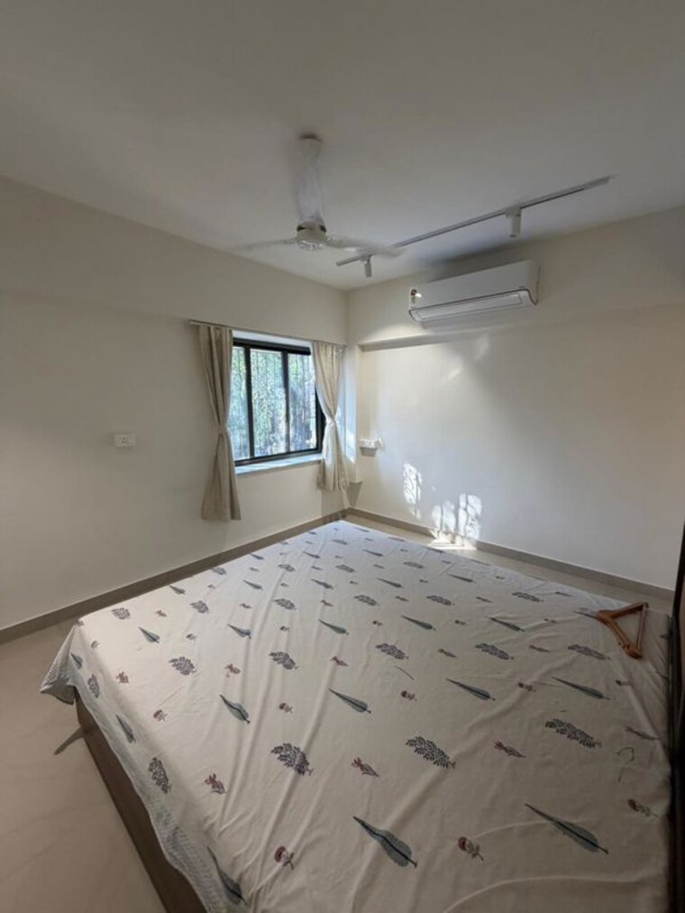 Bedroom, new-silverhome-apartment 3 Bedroom 1250 Sq.Ft. Apartment In Bandra West Mumbai 10195285