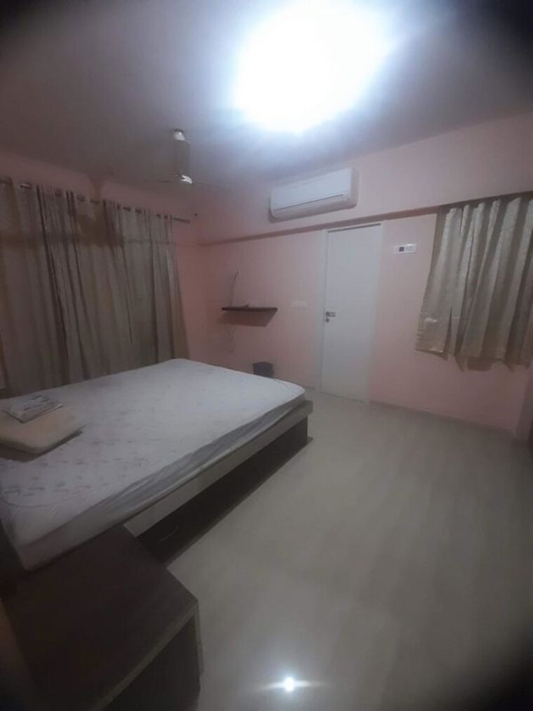 Bedroom, hiranandani-estate-lexington 2.5 Bedroom 900 Sq.Ft. Apartment In Thane West Thane 10195326