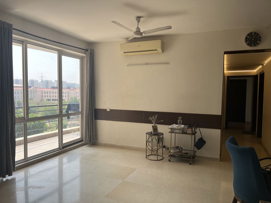 3 BHK + Servant Room,Store Room 2100 Sq.Ft. Apartment in Unitech Escape