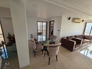 Living Room in 3 BHK Apartment at Shiv Kutir, Khar West – for Rent