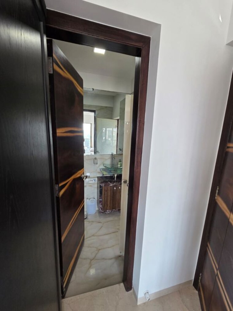 Other, shiv-kutir 3 Bedroom 1450 Sq.Ft. Apartment In Khar West Mumbai 10189061