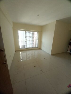Room in 2 BHK Apartment at Godrej Nest Kandivali, Kandivali East – for Rent