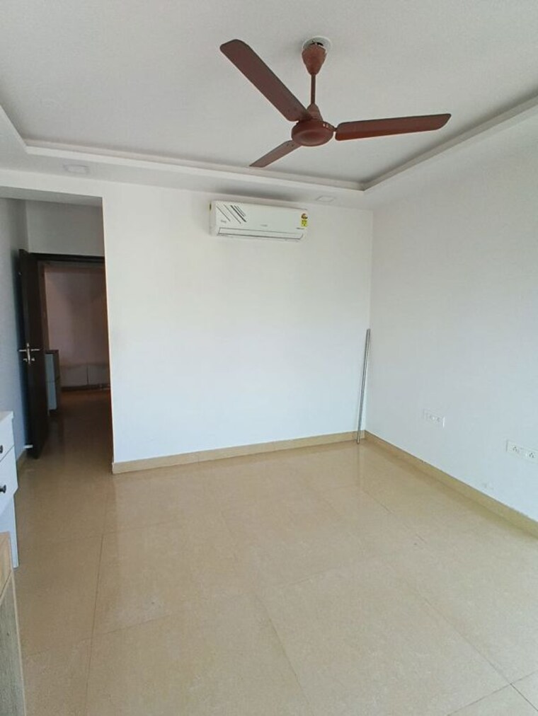 Room, lokhandwala-infrastructure-whispering-palms-xxclus 3 Bedroom 1200 Sq.Ft. Apartment In Kandivali East Mumbai 10195376