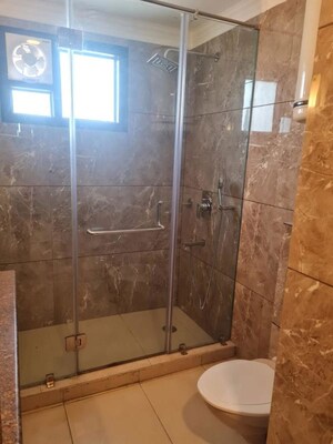 Bathroom in 3.5 BHK Apartment at Ambience Island Lagoon, Sector 24 – for Rent