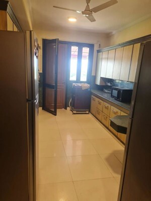 Kitchen in 3.5 BHK Apartment at Ambience Island Lagoon, Sector 24 – for Rent
