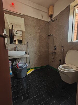 Bathroom in 3 BHK Apartment at Villa Capri, Santacruz West – for Rent