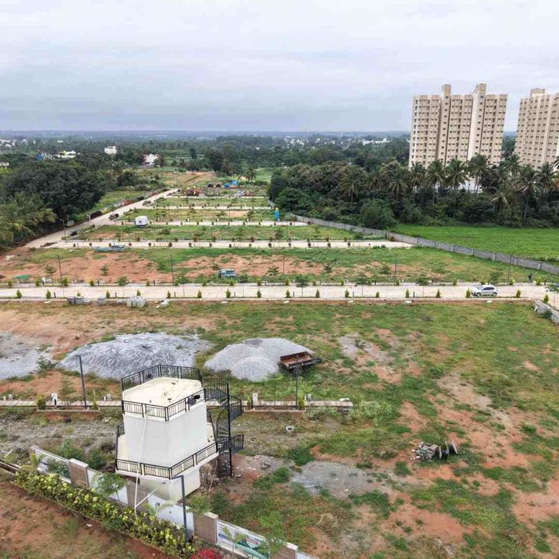 Plot For Sale in Sector 71