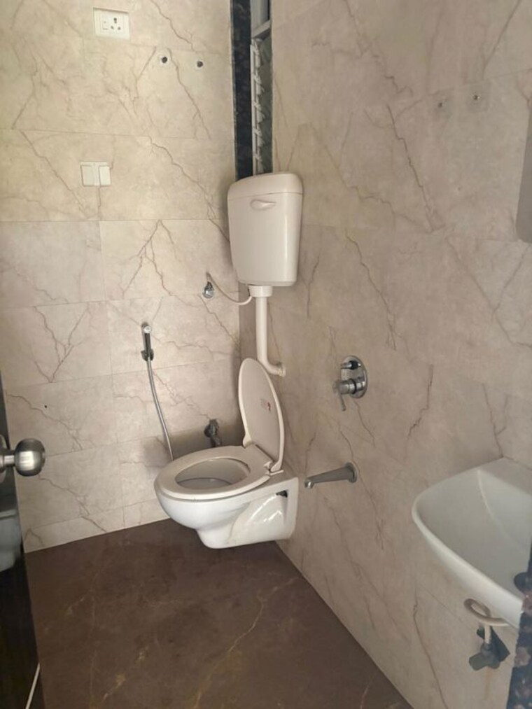 Bathroom, ulwe 2 Bedroom 1300 Sq.Ft. Apartment In Ulwe Navi Mumbai 10195406