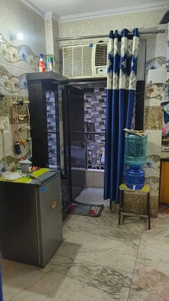 1 BHK + Pooja Room Builder Floor For Rent in Govindpuri
