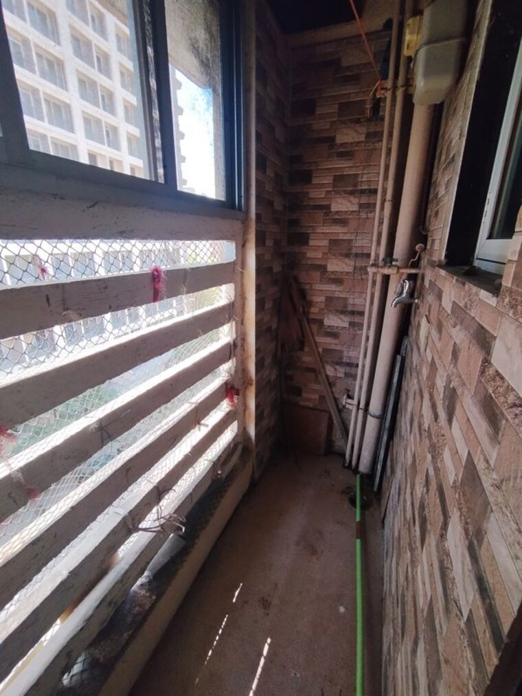 Balcony, cosmos-orchid 1 Bedroom 415 Sq.Ft. Apartment In Ghodbunder Road Thane 10195440