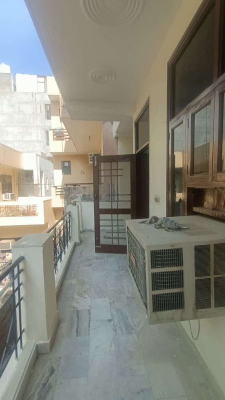 Kitchen, palam vihar 2 Bedroom 270 Sq.Yd. Builder Floor In Palam Vihar Gurgaon 10195442