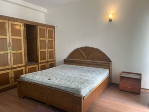Bedroom in 3 BHK Apartment at Unitech Uniworld Gardens, Sector 47 – for Sale