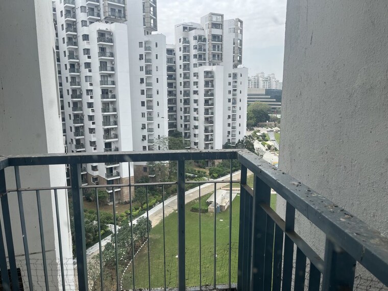 Exterior View, unitech-uniworld-gardens 3 Bedroom 2086 Sq.Ft. Apartment In Sector 47 Gurgaon 10195424