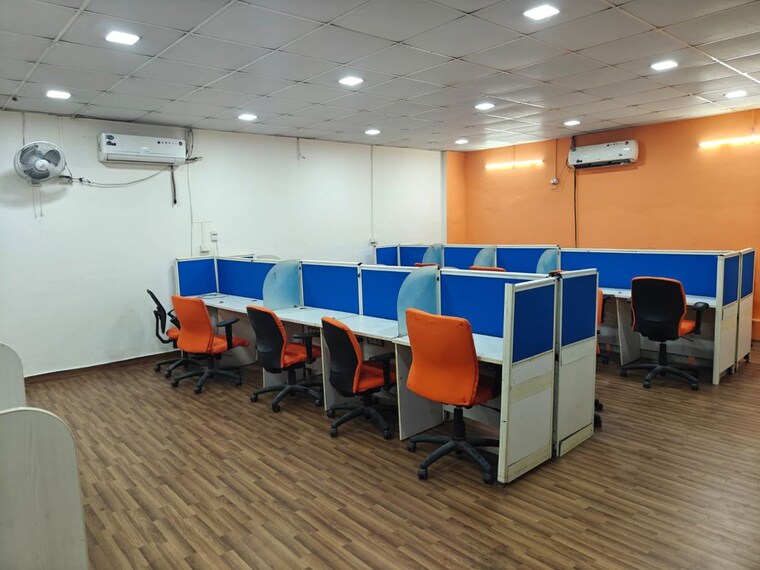 Team Area, sector 63 Commercial Office Space 1600 Sq.Ft. In Sector 63 Noida 10195450