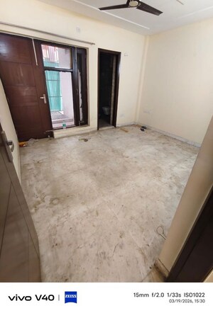 Room in 2 BHK Builder Floor at Palam Vihar – for Rent