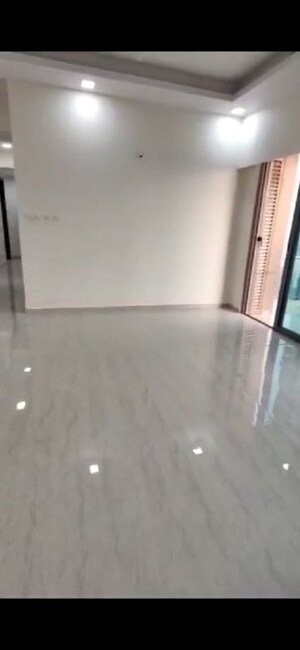 Room in 3 BHK Apartment at Sheth Auris Serenity Tower 2, Malad West – for Sale