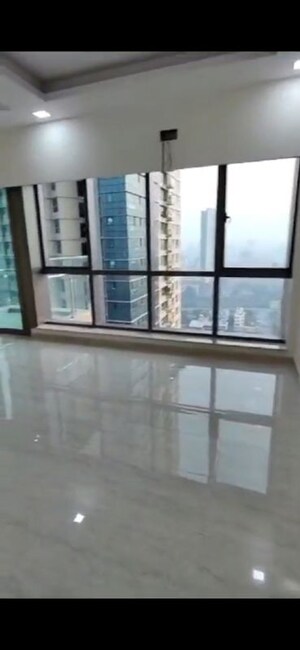 Room in 3 BHK Apartment at Sheth Auris Serenity Tower 2, Malad West – for Sale