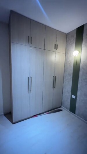 Furnished Amenities in 3 BHK Apartment at M3M Heights, Sector 65 – for Rent