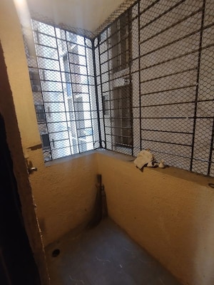 Room in 2 BHK Apartment at Shree Satya Shankar Residency, Manpada – for Rent