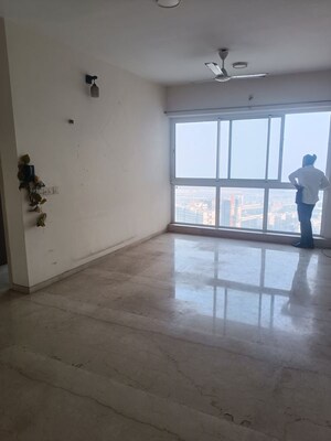 Room in 3 BHK Apartment at LnT Crescent Bay T3, Parel – for Sale