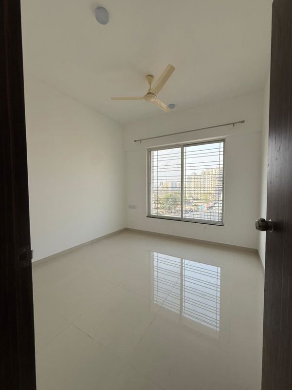 2 BHK Apartment For Rent in Goyal My Home MH 14