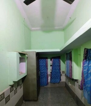 Kitchen in 1 BHK Independent House at Husainganj – for Rent