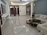 4 BHK 1850 Sq.Ft. Builder Floor in Vasundhara Sector 5