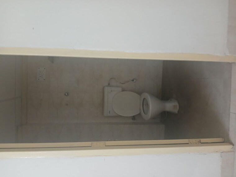 Bathroom, agrasain-spaces-aagman-phase-2 2 Bedroom 638 Sq.Ft. Apartment In Sector 70 Faridabad 10195504