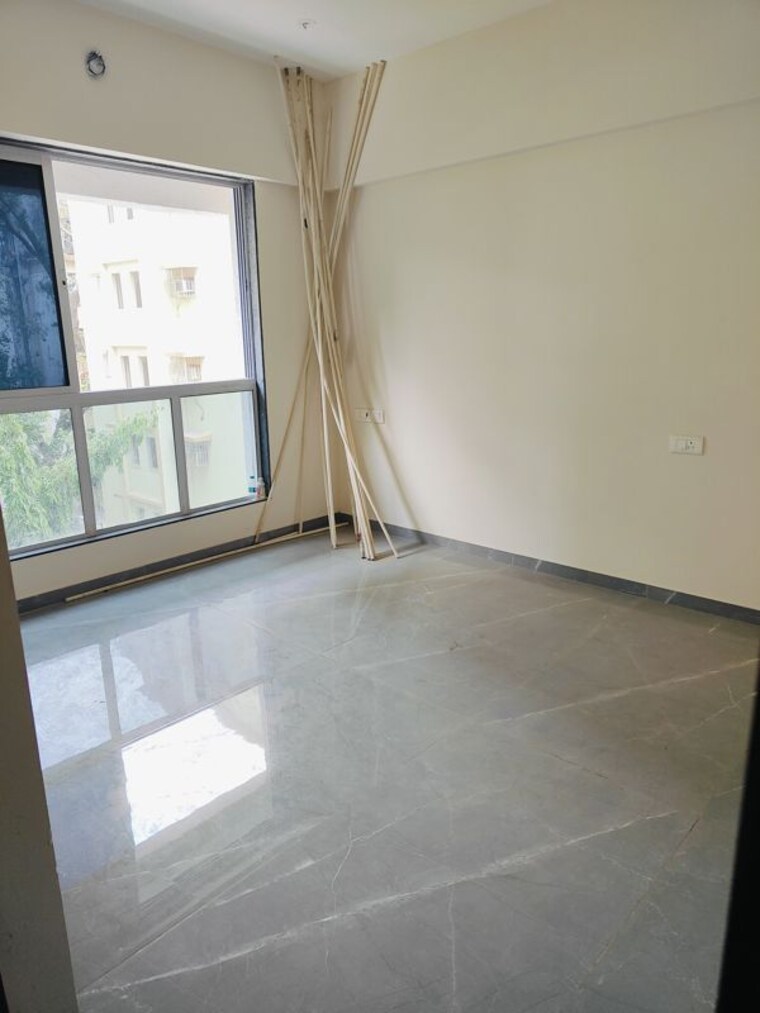 Room, malad west 1 Bedroom 465 Sq.Ft. Apartment In Malad West Mumbai 10138157