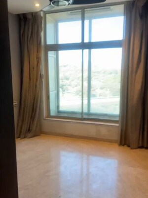 Room in 2 BHK Apartment at One Hiranandani Park, Ghodbunder Road – for Rent