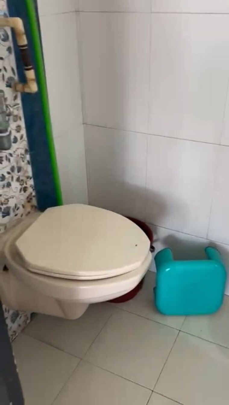 Bathroom, suvidha-pratima-chs 1 Bedroom 650 Sq.Ft. Apartment In Andheri East Mumbai 10195873